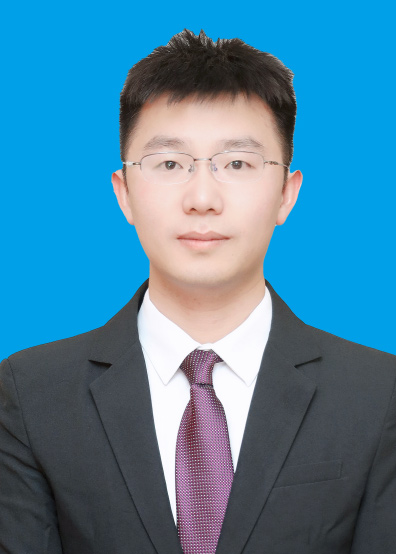 李龙飞