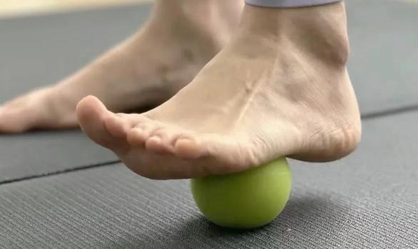 一直以为脚只是不好看，没想到居然是种病!